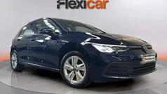 Azul Usado 2021 VW Golf VIII Berlina | 19.990 € (Precio justo)