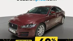 Rojo Usado 2016 Jaguar XE Pure Berlina | 12.000 € (Precio justo)