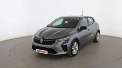 Usado 2023 Renault Clio V Evolution Berlina | 15.799 € (Precio justo)