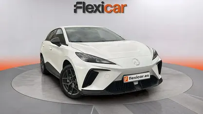 Usado MG MG4 EV 125 kW (170 CV) 2023 Blanco Utilitario