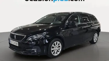 Usado Peugeot 308 SW Style 131 CV (96 kW) 2019 Negro Familiar