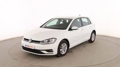 Usado VW Golf VII 116 CV (85 kW) 2018 Blanco Berlina