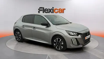 Usado Peugeot 208 Allure 101 CV (74 kW) 2025 Utilitario