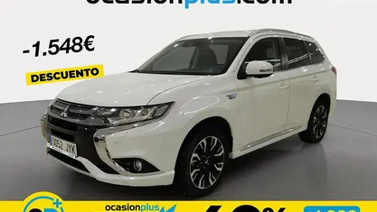 Usado Mitsubishi Outlander P-HEV 203 CV (149 kW) 2017 SUV