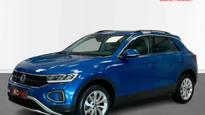 Usado VW T-Roc Life 150 CV (110 kW) 2023 SUV