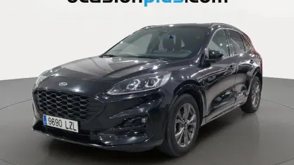 Używany Ford Kuga ST-Line 120 KM (88 kW) 2022 Czarny SUV