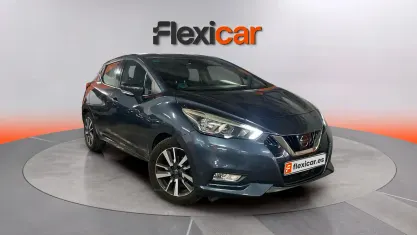 Usado Nissan Micra Acenta 90 CV (66 kW) 2018 Gris Utilitario