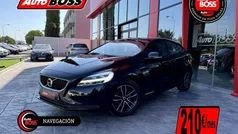 Negro Usado 2019 Volvo V40 Momentum Familiar | 14.500 € (Precio justo)