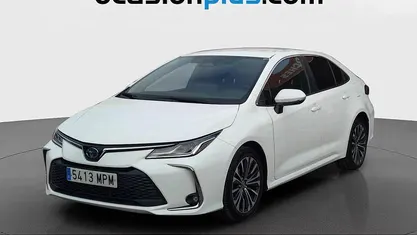 Blanco Usado 2024 Toyota Corolla Style Berlina | 22.264 € (Precio justo)