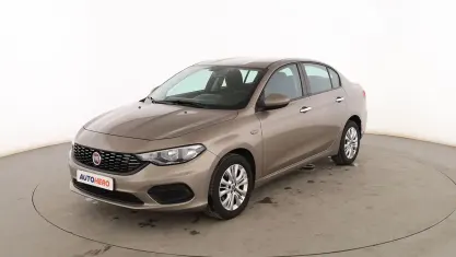 Usado Fiat Tipo Easy 95 CV (69 kW) 2018 Marrón Berlina
