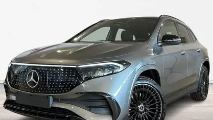 Gris Nuevo 2025 Mercedes EQA250+ SUV | 49.490 € (Precio justo)
