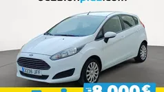 Blanco Usado 2015 Ford Fiesta Trend Utilitario | 8790 € (Precio justo)