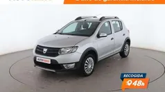 Gris Usado 2015 Dacia Sandero Stepway Utilitario | 8599 € (Precio justo)
