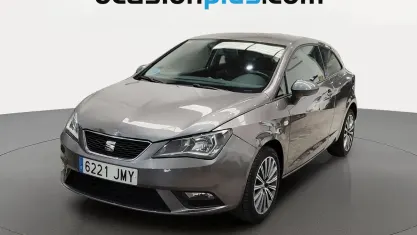 Usado Seat Ibiza SC CONNECT 90 CV (66 kW) 2016 Gris Utilitario