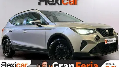 Gris Usado 2023 Seat Arona Reference SUV | 14.990 € (Precio justo)