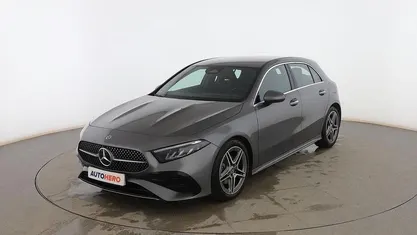 Gris Usado 2025 Mercedes A200 AMG line Utilitario | 35.999 € (Precio justo)