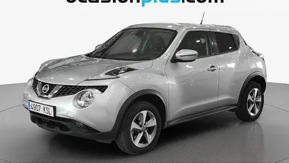 Usado Nissan Juke N-Connecta 113 CV (83 kW) 2018 Gris plata SUV