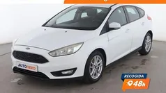 Usado 2015 Ford Focus Trend Berlina | 9999 € (Precio justo)