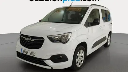 Usado Opel Combo Life Business Edition 102 CV (75 kW) 2023 Monovolumen