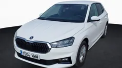Usado 2023 Skoda Fabia Essence Berlina | 14.900 € (Precio justo)