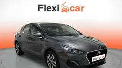 Gris Usado 2018 Hyundai i30 Berlina | 11.850 € (Precio justo)