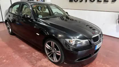 Usado BMW 320 163 CV (119 kW) 2007 Negro Berlina