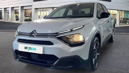Käytetty Citroën C4 X PureTech 102 HP (75 kW) 2024 Valkoinen Katumaasturi