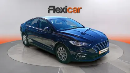 Usado Ford Mondeo Trend 188 CV (138 kW) 2021 Azul Berlina