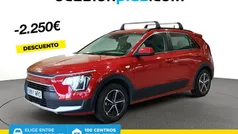 Rojo Usado 2024 Kia Niro SUV | 24.750 € (Precio justo)