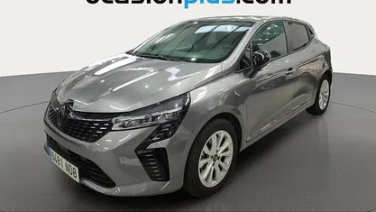 Usado 2025 Renault Clio V Evolution Utilitario | 17.264 € (Precio justo)