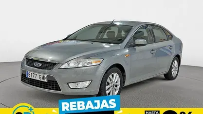 Gris Usado 2009 Ford Mondeo Trend Berlina | 8650 €