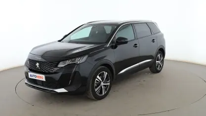 Usado Peugeot 5008 Allure 131 CV (96 kW) 2024 Negro SUV