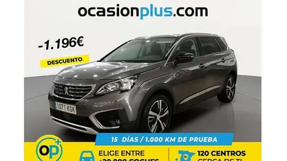 Usado Peugeot 5008 Allure 120 CV (88 kW) 2017 Gris SUV
