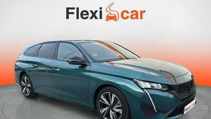 Usado Peugeot 308 SW Allure 131 CV (96 kW) 2022 Verde Familiar