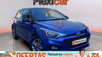 Usado Hyundai i20 100 CV (73 kW) 2019 Azul Utilitario