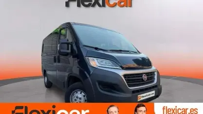 Usado Fiat Ducato 150 CV (110 kW) 2018 Azul Van