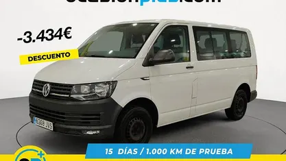 Blanco Usado 2016 VW Caravelle Comfortline Monovolumen | 20.556 € (Buen precio)