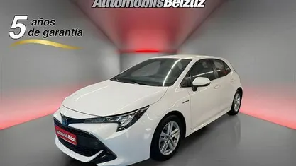 Blanco Usado 2020 Toyota Corolla Active Berlina | 18.490 € (Buen precio)