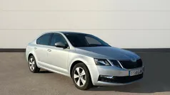 Usado 2020 Skoda Octavia Ambition Berlina | 15.900 € (Precio justo)