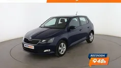 Azul Usado 2016 Skoda Fabia Ambition Utilitario | 9299 € (Buen precio)