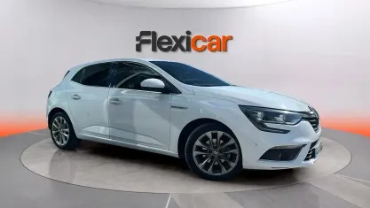 Usado Renault Mégane Bose Edition 110 CV (80 kW) 2017 Blanco Berlina
