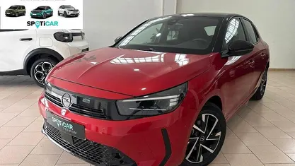 Rojo Usado 2024 Opel Corsa Berlina | 14.900 € (Precio justo)
