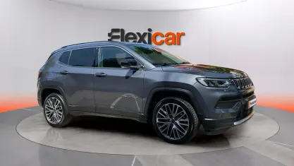 Usado Jeep Compass Limited 131 CV (96 kW) 2021 Gris SUV