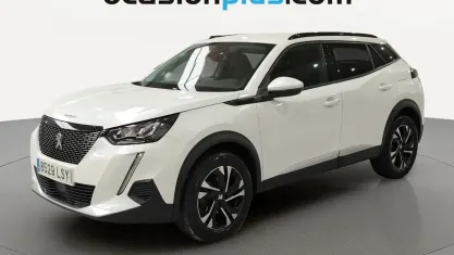 Usado Peugeot 2008 Allure 131 CV (96 kW) 2021 Blanco SUV
