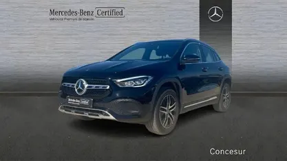Usado Mercedes GLA200 150 CV (110 kW) 2023 Negro SUV