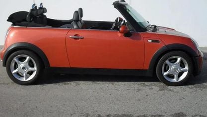 Käytetty Mini Cooper 115 HP (84 kW) 2006 Oranssi Viistoperä