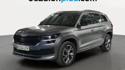 Usado Skoda Kodiaq SportLine 150 CV (110 kW) 2022 Gris SUV