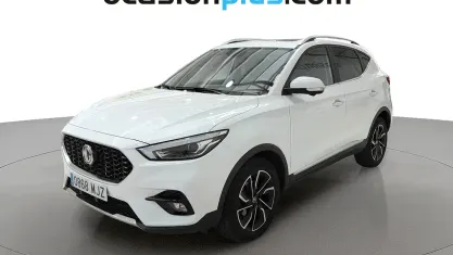 Usado MG ZS Luxury 111 CV (81 kW) 2023 Blanco SUV