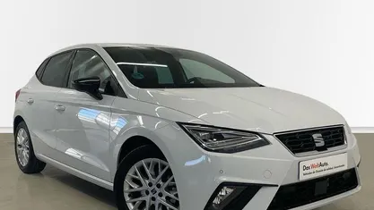 Usado Seat Ibiza FR 115 CV (84 kW) 2024 Blanco Utilitario