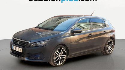 Usado Peugeot 308 Allure 131 HP (96 kW) 2018 Cinzento Citadino